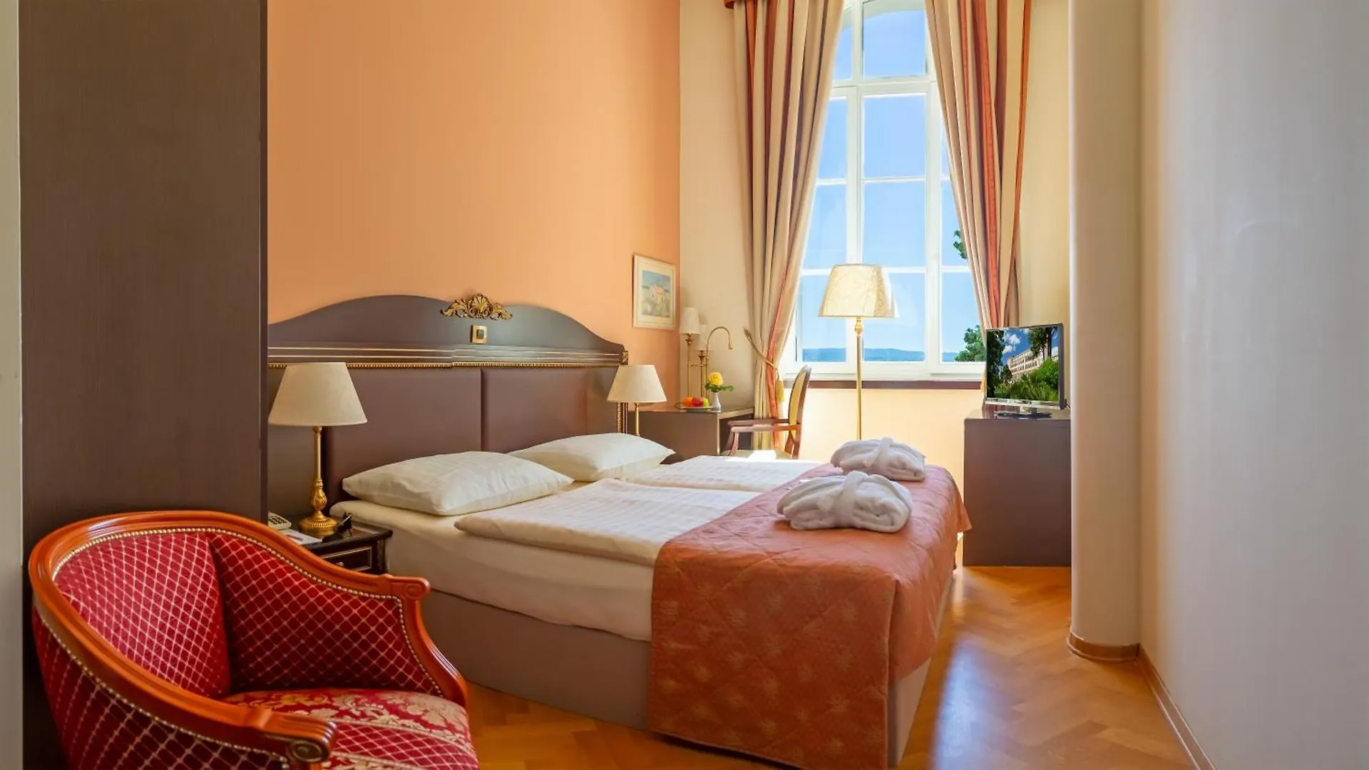 Hotel Kvarner Palace Crikvenica 4*,